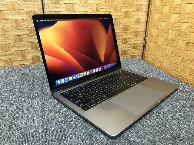 SMK437668相 Apple MacBook Pro A1706 13-inch 2017 Thunderbolt 3ポートx 4 Core i7-7567U メモリ16GB SSD512GB 直接お渡し歓迎
