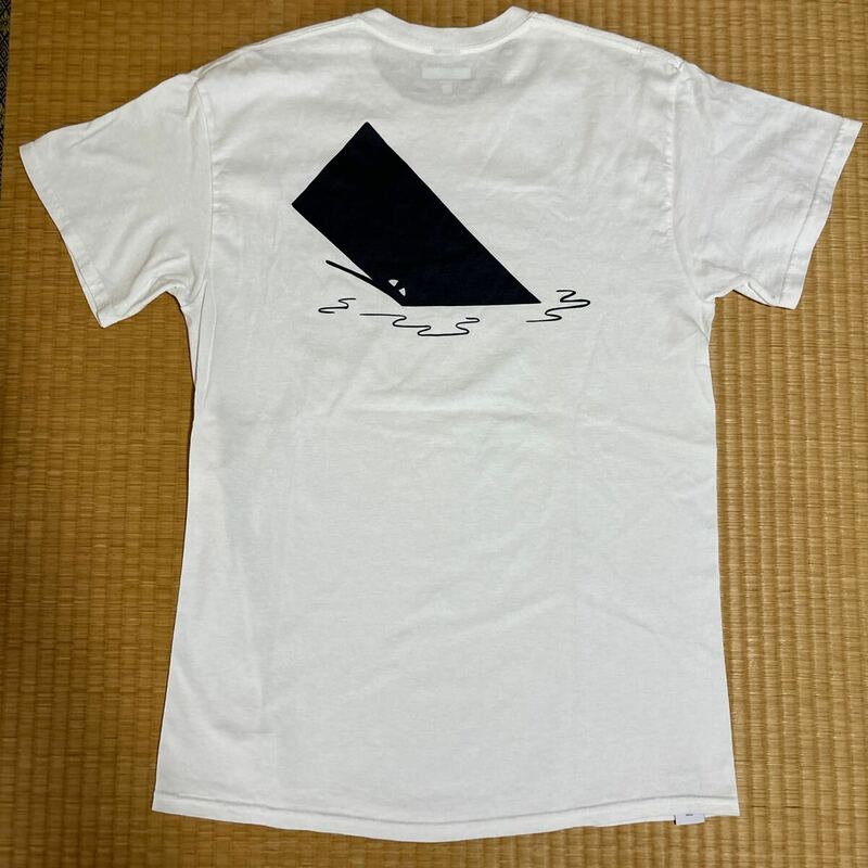 DESCENDANT 胸ロゴ バック クジライラスト Tシャツ 白 レア ディセンダント