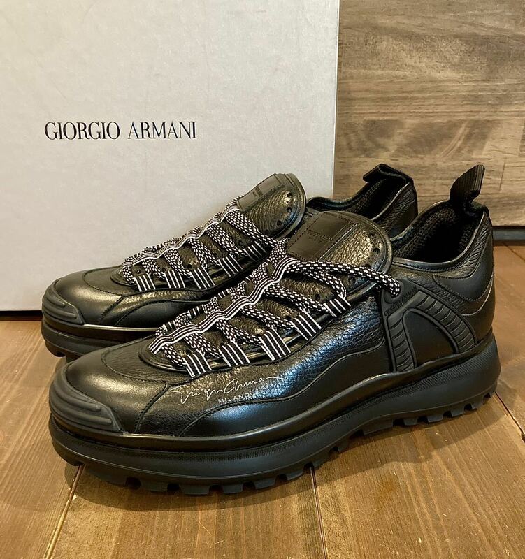 新品 帝王 GIORGIO ARMANI ジョルジオ アルマーニ 上質な黒革製 傑作 トレッキングシューズ ダット スニーカー メンズ UK7 26cm