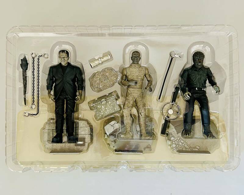 SIDESHOW（サイドショウ）「UNIVERSAL MONSTERS SERIES 1（FRANKENSTEIN、THE MUMMY、THE WOLF MAN）THE SILVER EDITION 3個セット」