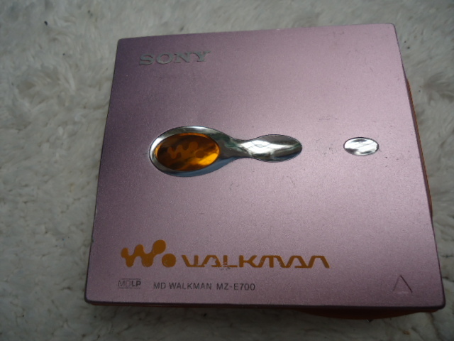 SONY MD WALKMAN MZ-E700 MDLP ポータブル　エムディー　MDプレイヤー　動作品　本体のみ