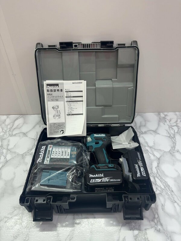 ♪未使用【マキタ(Makita) 可変速 充電式インパクトドライバ18V6Ah バッテリ2本充電器ケース付 TD173DRGX】OK17776