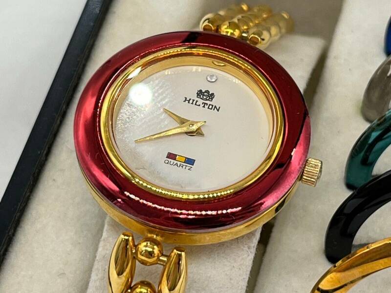 sk9244060/HILTON WATCH ヒルトンウォッチ チェンジベゼル 腕時計 クォーツ ケース付 交換ベゼル