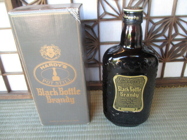 《和》未開栓 古酒 Black Bottle BRANDY AUSTRALIA　37.1％ ブラックボトル 700ml 箱付