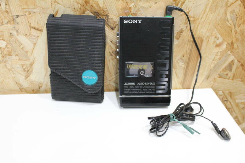 TH05230　SONY　WM-103　カセットウォークマン　カセットプレーヤー　通電確認済　動作不可　ジャンク品