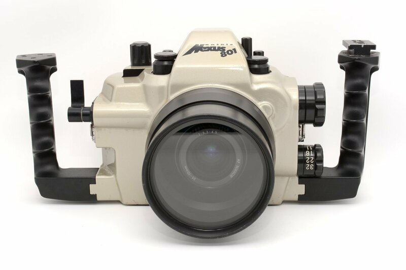 【並品】Nikon ニコン F-801 ボディ + おまけ(Anthis Nexus 801 水中撮影ハウジング/AF NIKKOR 35-70mm F3.3-4.5) #425344984500