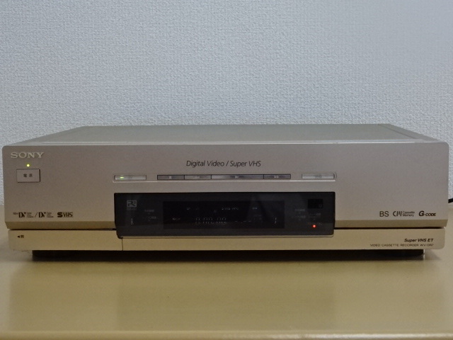 SONY ソニー mini DV / S-VHS ビデオデッキ WV-DR7 ジャンク 管理C-72