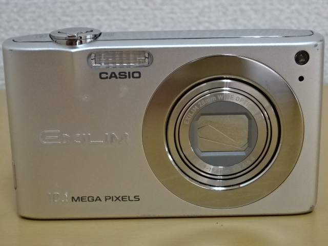 CASIO カシオ EXILIM EX-Z100 デジタルカメラ 未チェック ジャンク 管理C-83
