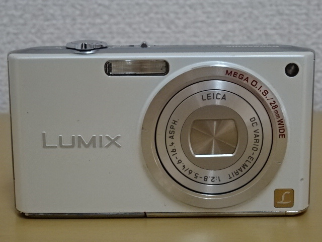 Panasonic パナソニック LUMIX DMC-FX33 デジタルカメラ 未チェック ジャンク 管理C-86