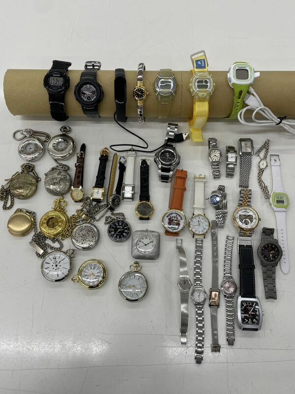 まとめて　時計　40個　動作品　不動品　ジャンク　クォーツ　メンズ　レディース　懐中時計など