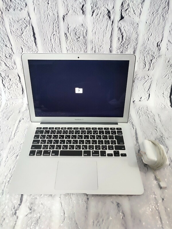 【売り切り】MacBookAir マックブックエアー A1466 ノートパソコン 3174-1