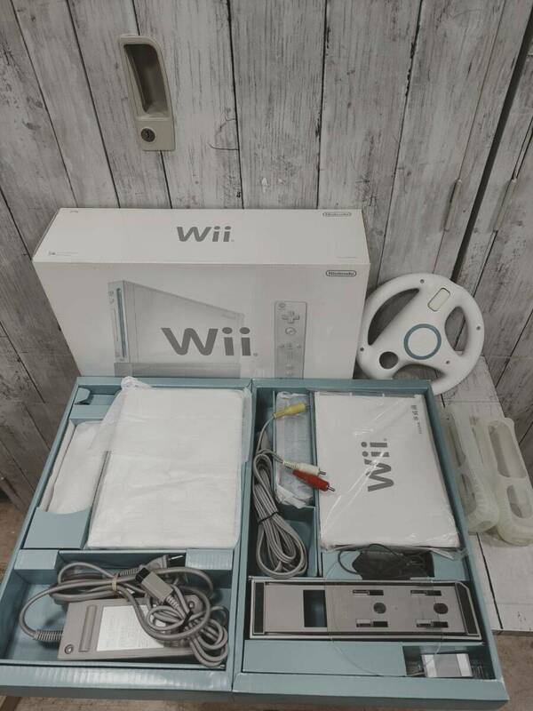 任天堂 Wii 本体 リモコン ハンドル ソフト12点 Nintendo ゲーム機 中古品 【5395-17244