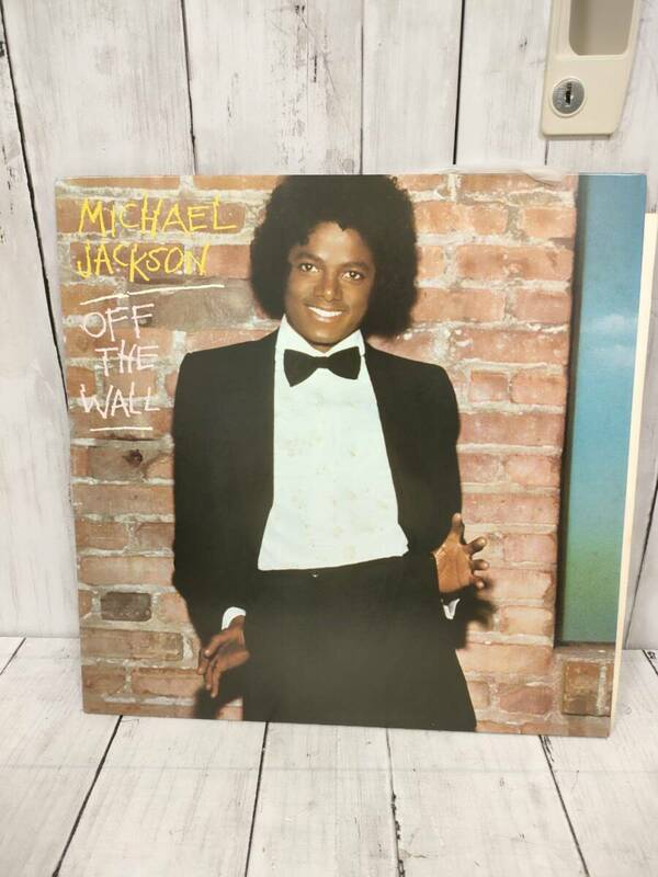 Michael Jackson マイケル・ジャクソン / Off The Wall オフ・ザ・ウォール　【12552