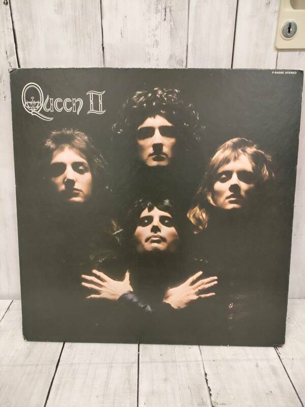 Queen(クイーン)「Queen Ⅱ(クイーンⅡ)」LP（12インチ）/Elektra(P-8456E)/ロック　【17932