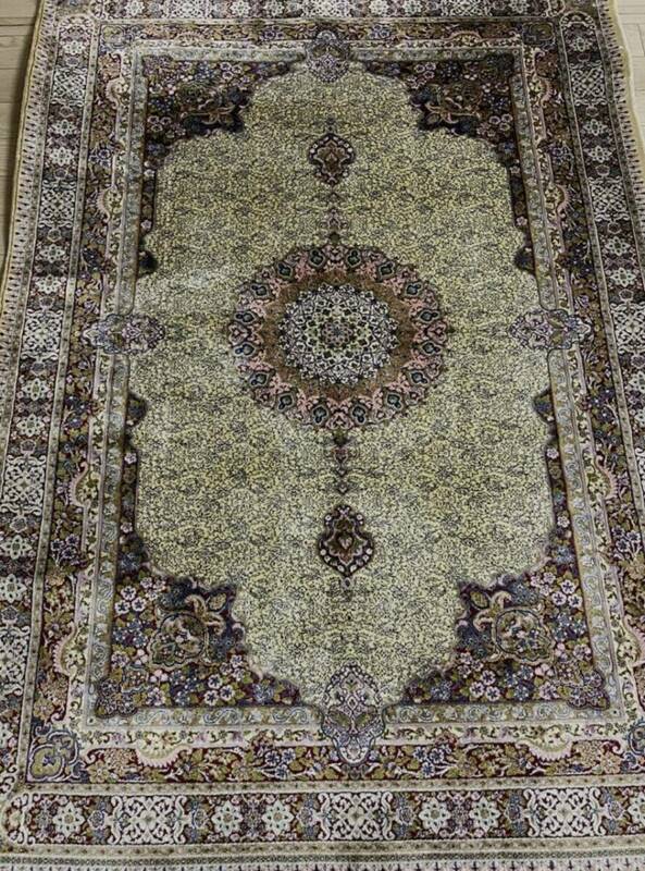 百貨店展示品　シルク100％ 最高峰225万ノット　イラン産　手織り 高級ペルシャ絨毯 101×152cm　#8