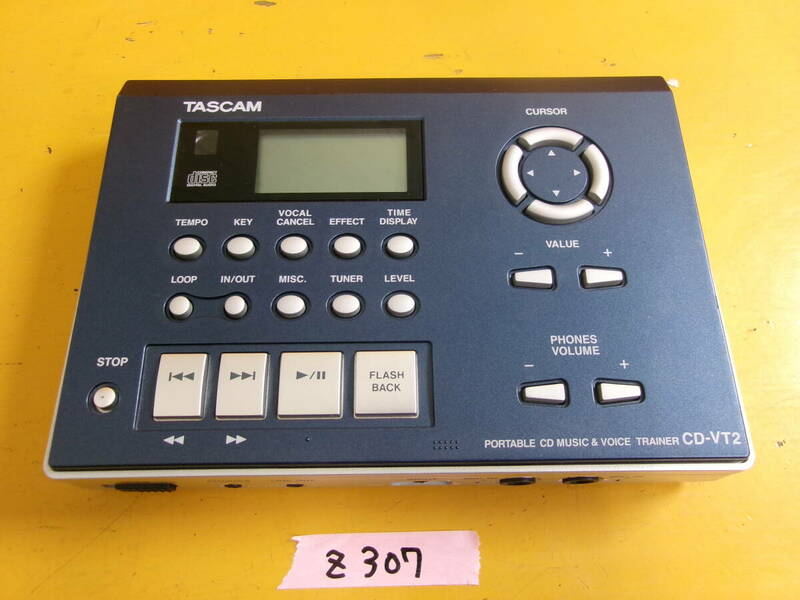 (Z-307)TASCAM CDミュージック＆ボイストレーナー CD-VT2 動作未確認 現状品