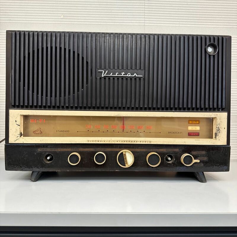 18 Victor 真空管ラジオ 木製 アンティークラジオ ビクター R-607