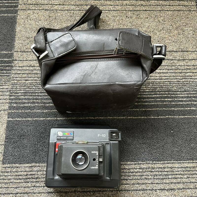 【TH0529】富士フィルム FUJIFILM インスタントカメラ INSTANT CAMERA F-10電池なし 動作未確認 ケース付き