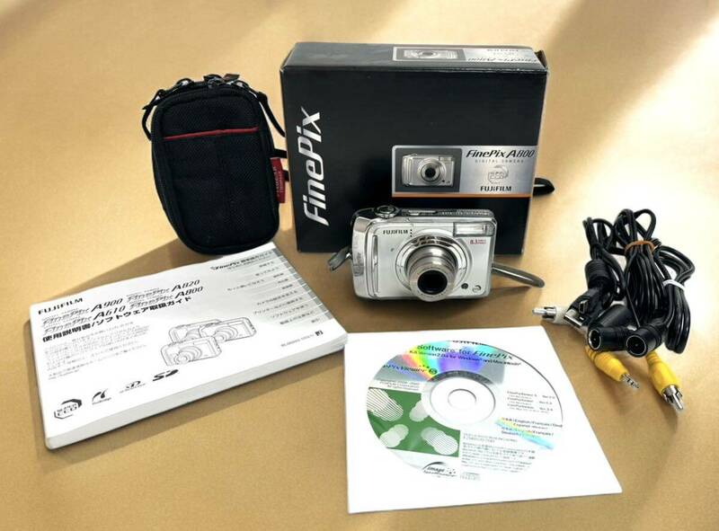 【通電確認済み】 FUJIFILM フジフィルム FinePix A800　コンパクトデジタルカメラ デジカメ　取扱説明書　ケース付 