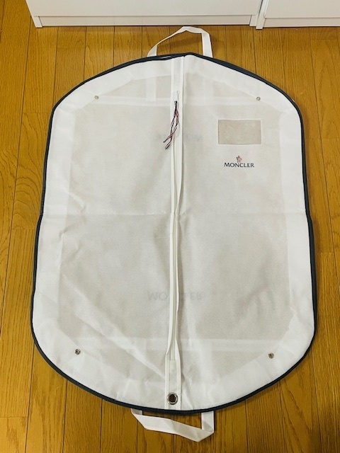 正規品　モンクレール MONCLER　純正ガーメントケース　カバー　保存袋　ホワイト