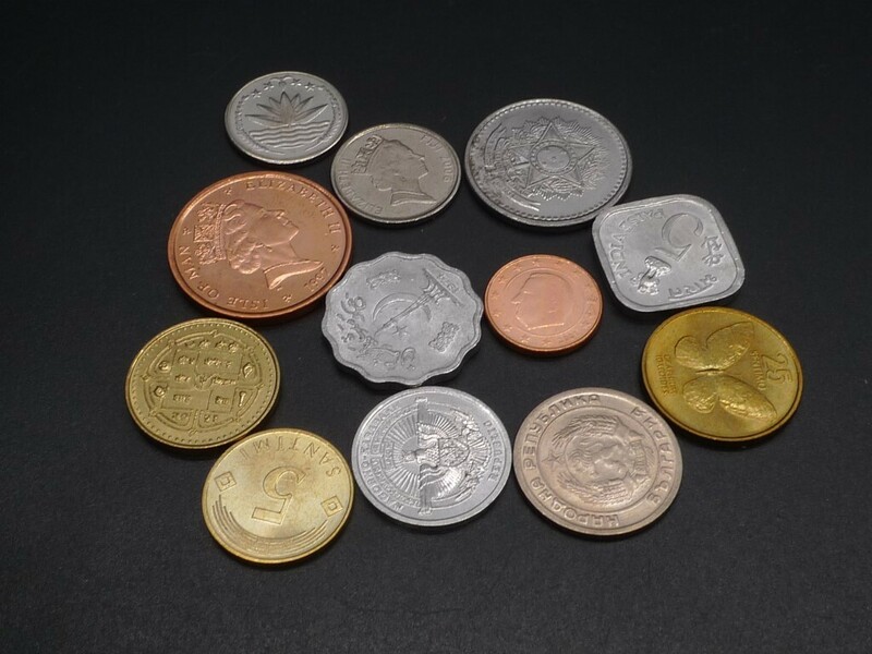 世界貨幣12枚 硬貨 フィリピン マン島 ラトビア インド ブルガリア ネパール ベルギー フィジー ブラジル パキスタン コイン