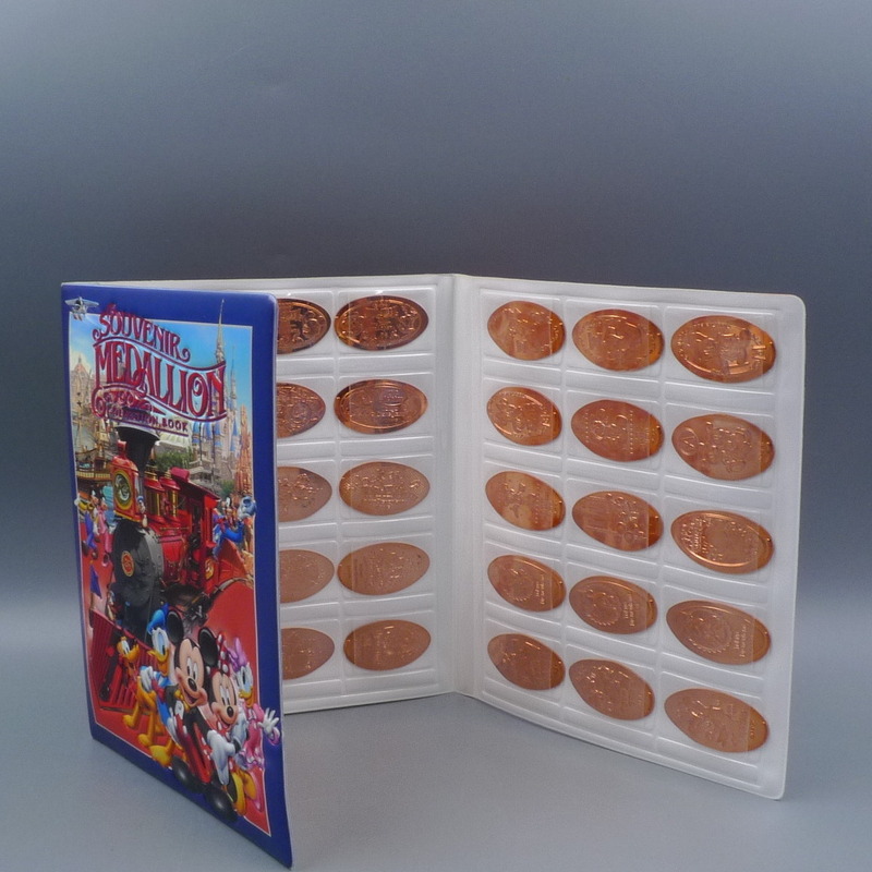 コレクションブック付き ディズニー 2014年 ハロウィーン 限定 等 スーベニアメダル45枚 グッズセット グッズ