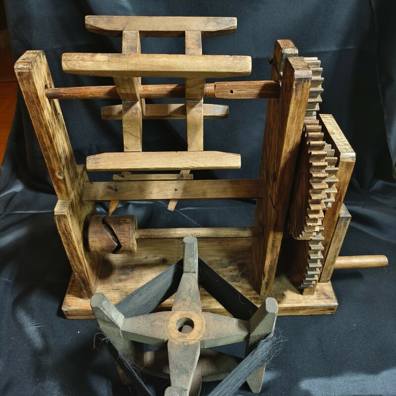 糸巻き機 木製糸車 レトロ 古道具 大正和骨董 旧家蔵出 置物 オブジェ 送料無料 