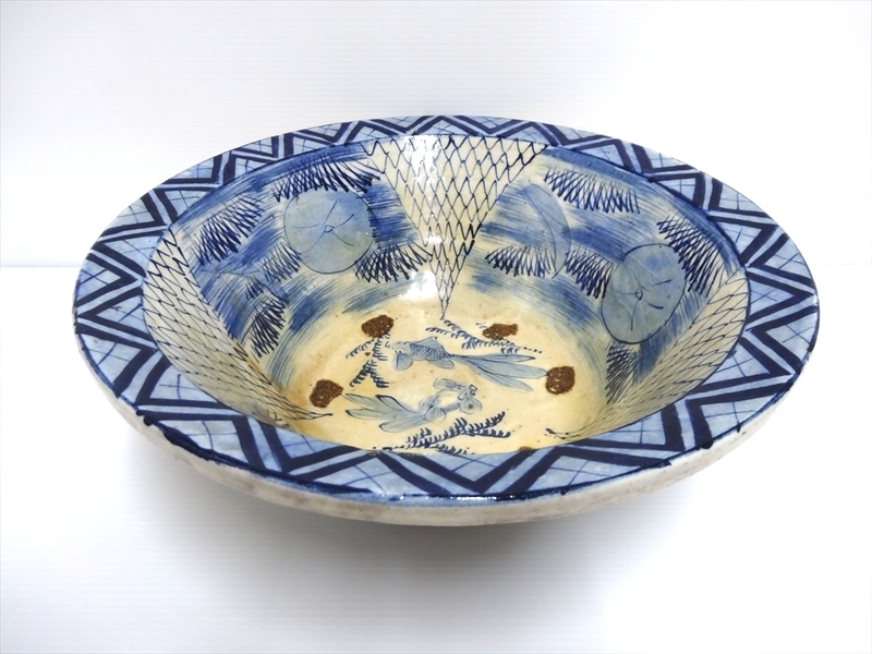 古い染付の水鉢　金魚鉢 メダカ 水草 睡蓮　直径40㎝ アンティーク