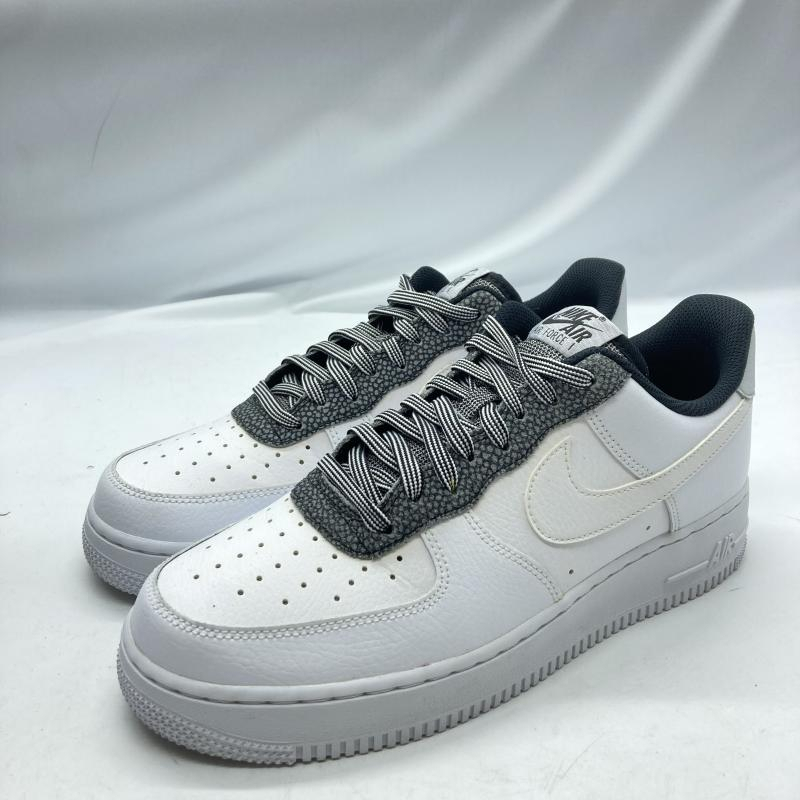 【中古】NIKE AIR FORCE LV8 27cm CK4363-100ナイキ[240019455076]