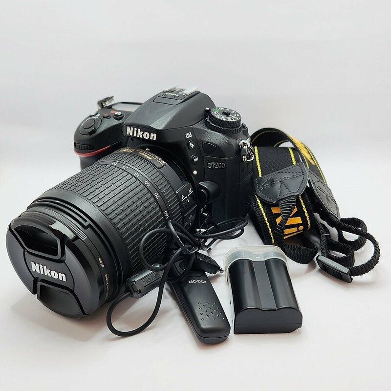 TO1 ニコン Nikon D7200 デジタル 一眼レフカメラ ボディ + DX VR AF-S NIKKOR 18-140㎜ レンズ等付 動作確認済