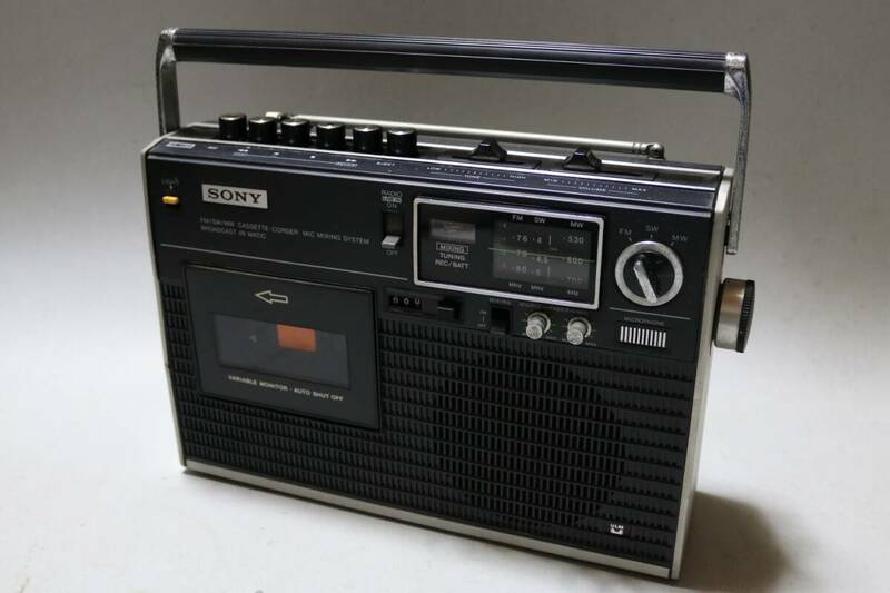 ソニー ラジカセ CF-1780 3バンドラジオ 動作品 電池室腐食あり 現状品