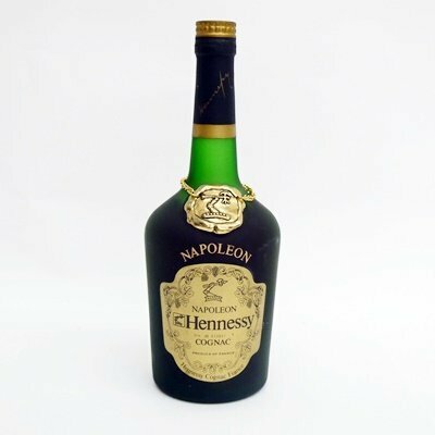 Hennessy ヘネシー　ナポレオン　旧ボトル　金キャップ　コニャック　700ml 40%〈O1678〉