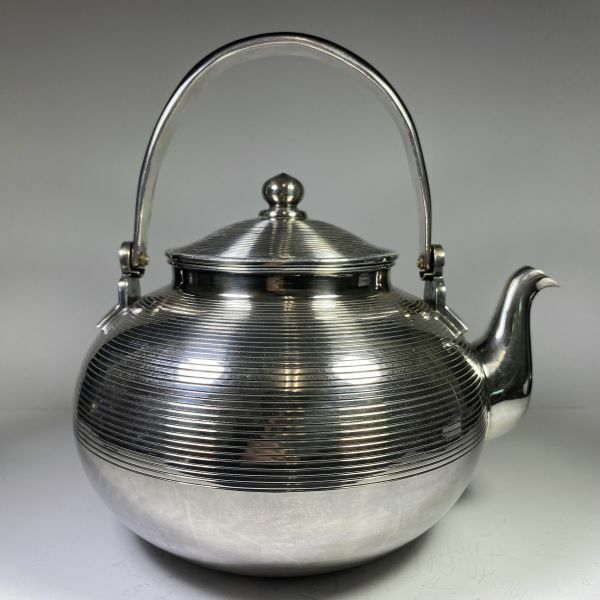 純銀細工 湯沸 鉄銀取手 銀瓶 茶道具 箱付 高さ約17.5cm