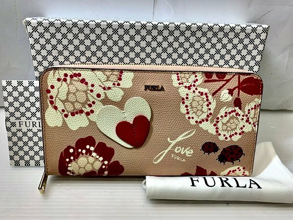 FURLA　フルラ　ラウンドファスナー　長財布　LOVE　フラワー　ハート　保存袋　外箱付