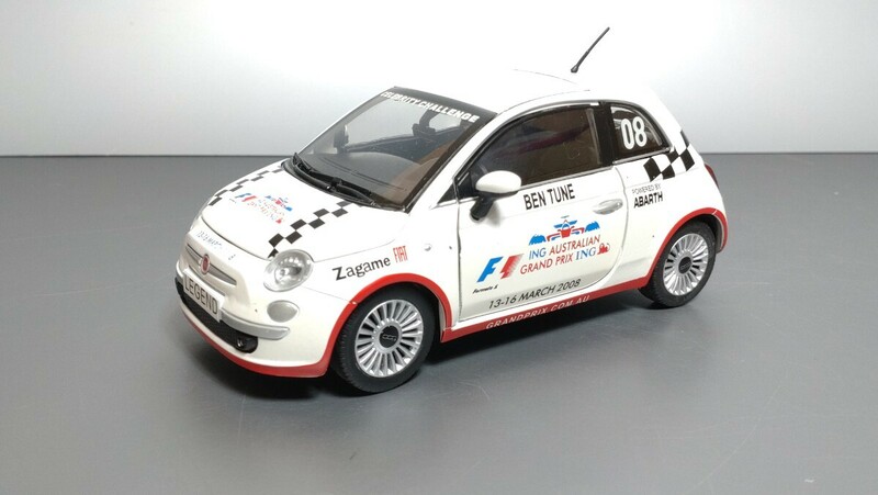 絶版希少 1/24 FIAT フィアット 500 セリブリティチャレンジ仕様 2008 F1 オーストラリアGP　金属製 ミニカー