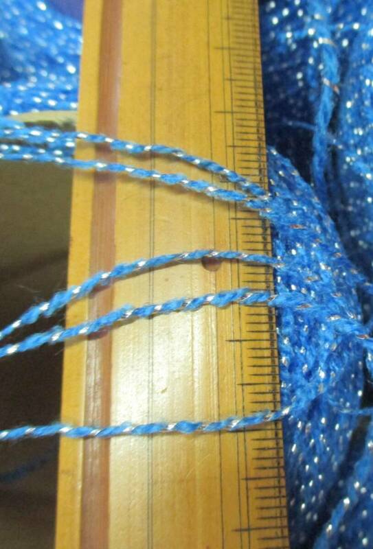 1848 糸 ◆　ラメ巻き　詳しい混率はわかりません。(注)　◆　編み物などに