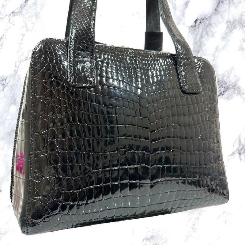 ★ポロサス★クロコダイル　ハンドバッグ　センター取り　シャイニング　ブラック　crocodile　porosus