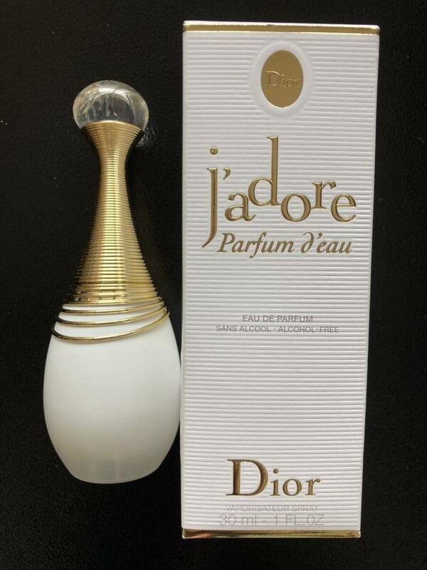 Christian Dior jadore クリスチャンディオール ジャドール オードゥ パルファン ドー 30ml 箱あり 残量ほぼ全量 香水　フランス　未使用