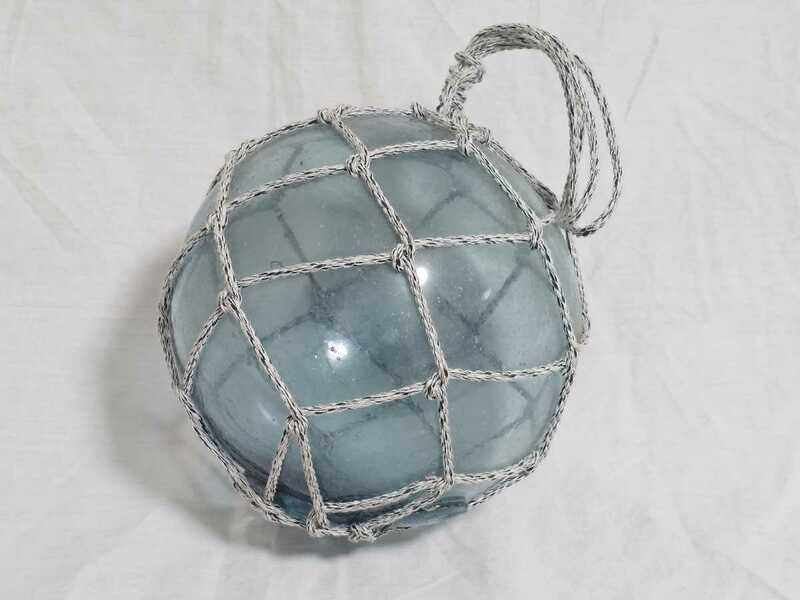 気泡入 浮き球 ガラス球 ビン球 瓶球 網付き 直径約21cm ガラス玉 浮き玉 ビン玉 瓶玉 オブジェ 置物 ヴィンテージ 昭和レトロ 漁具
