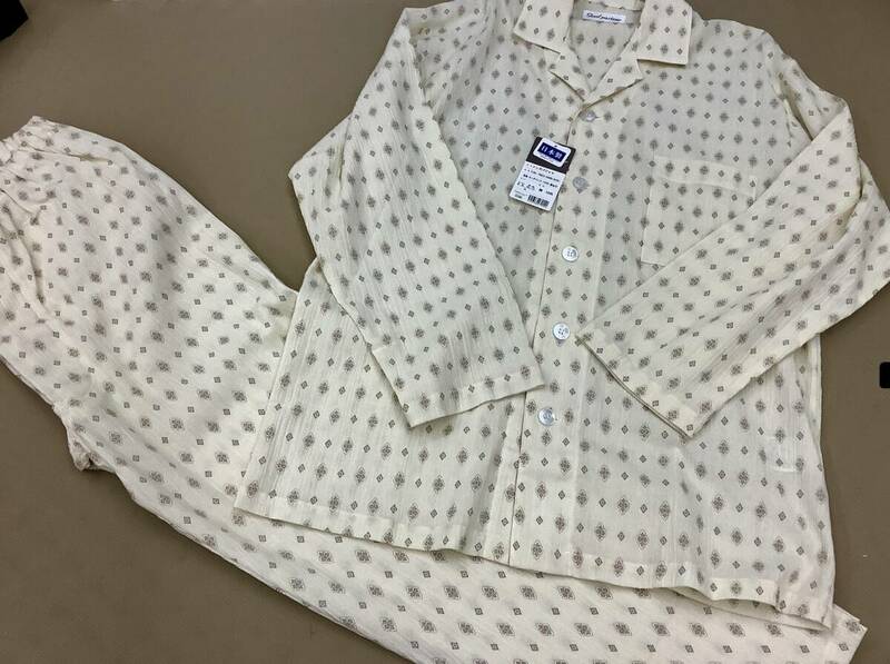 送料無料！新品！メンズMサイズ薄手長袖パジャマ綿100%柔らか涼しい楊柳日本製メーカー品