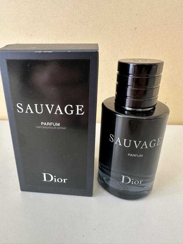 Dior ディオール SAUVAGE ソヴァージュ パルファン　60ml 残量7割　香水 中古品【6807】
