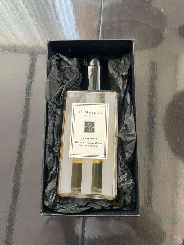 新品未使用　JO MALONE LONDON グレープフルーツ ボディ&ハンド ウォッシュ(ボディソープ) 化粧箱入