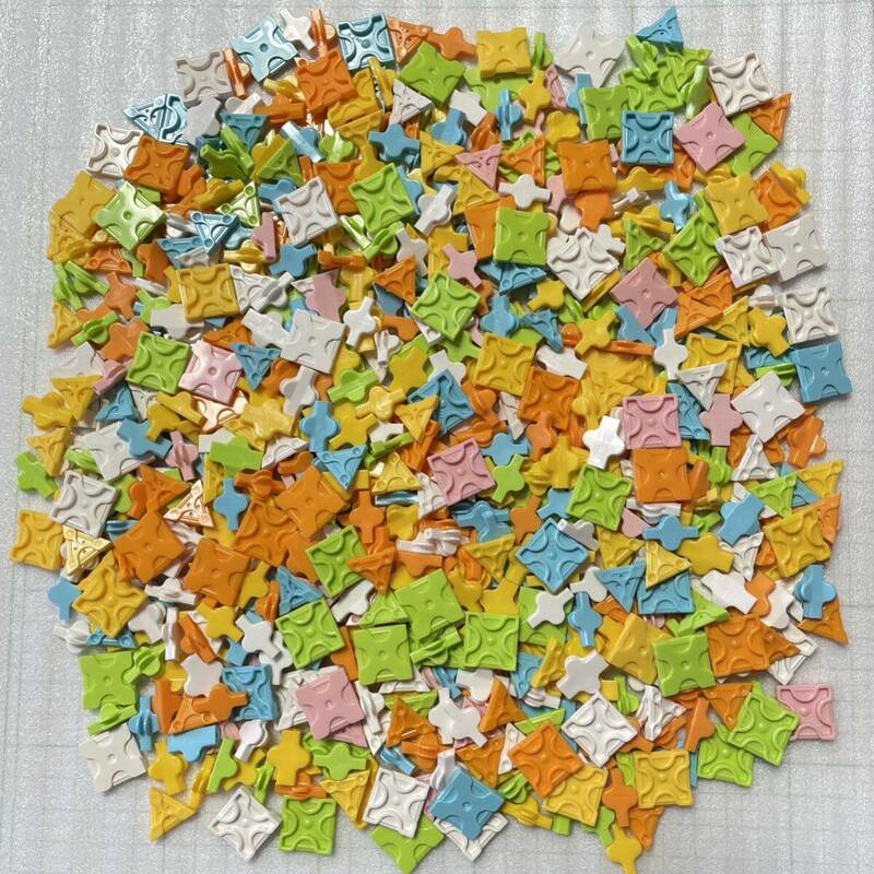 【P700②】LaQ ラキュー 700ピース パステル ミックスカラー ピンク 水色 オレンジ 黄緑 黄 白 中古　知育玩具