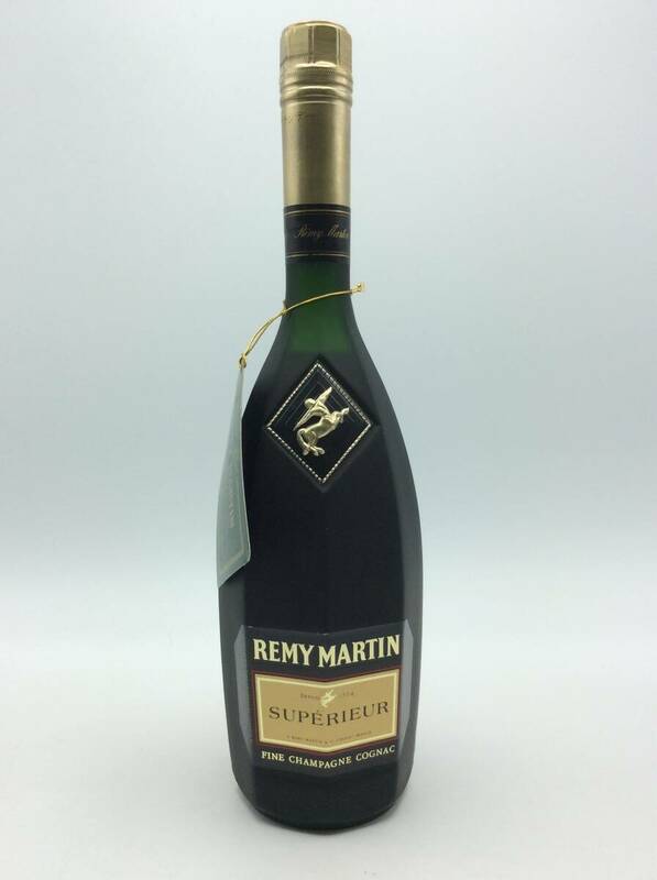 T95♪【未開栓】REMY MARTIN レミーマルタン SUPERIEUR スペリオール 700ml 40％ COGNAC コニャック FINE CHAMPAGNE 古酒 洋酒 ♪