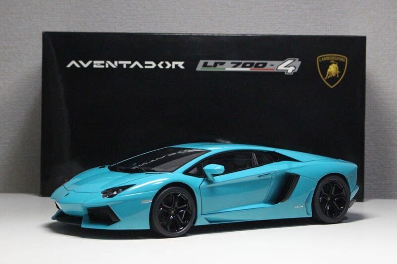 1/18 AUTOart Lamborghini Aventador LP700-4 Blue 74667 ランボルギーニ アヴェンタドール オートアート ターコイズブルー Aa 