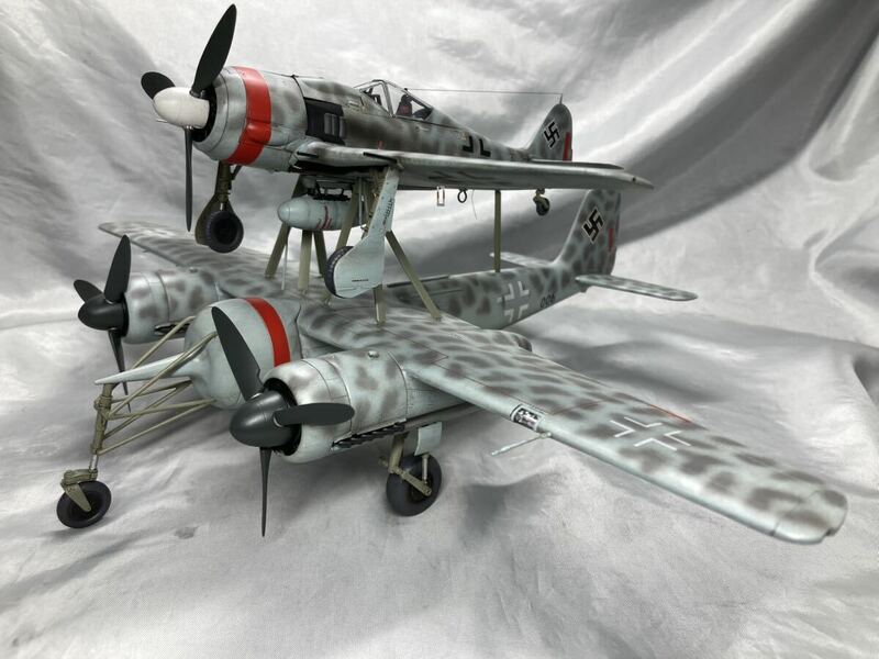 レベル 1/48 ドイツ空軍 ミステルV Ta154&Fw190 完成品