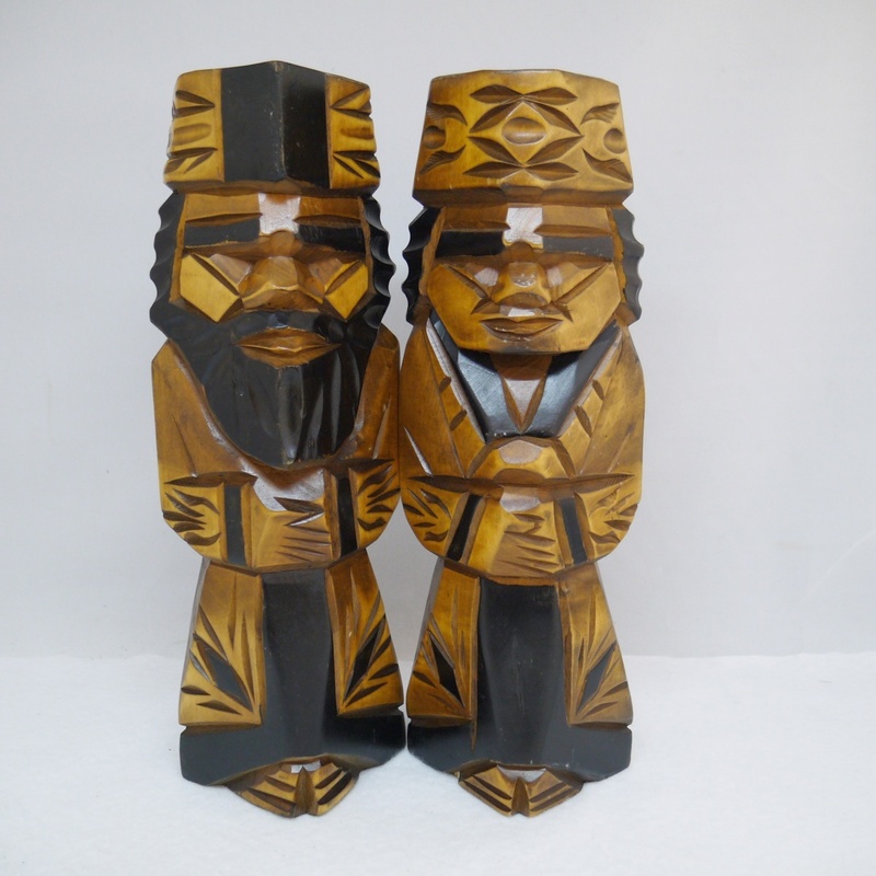 USED品 保管品 アイヌ木彫り人形 2体 高さ約30.5cm