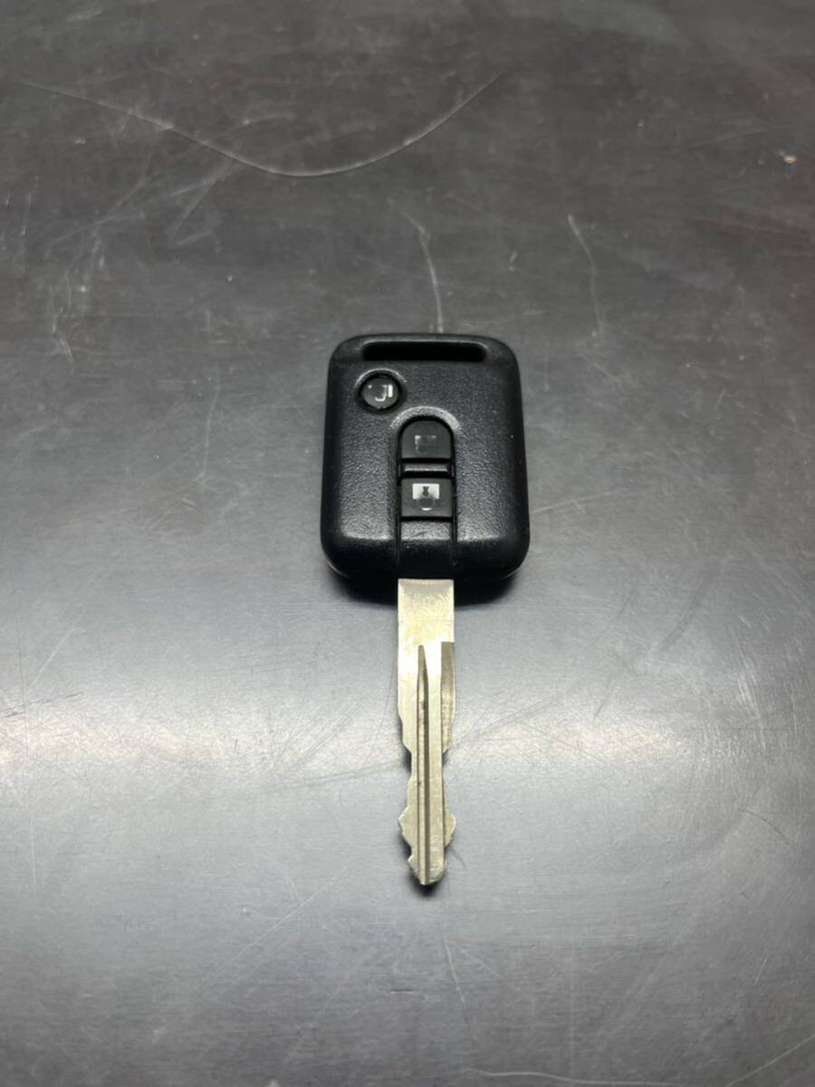 ★日産 純正 スカイライン キーレス リモコン 3ボタン