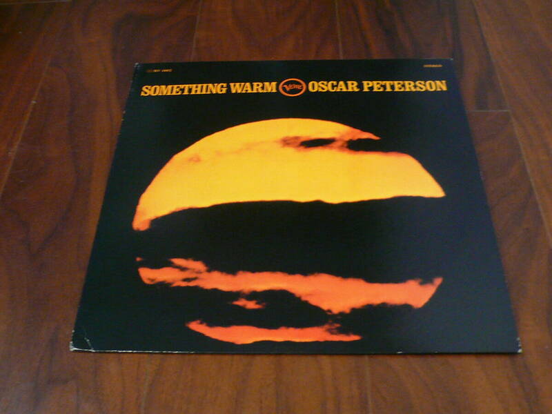 LP/SOMETHING WARM/Oscar Peterson/サムシング・ウォーム/オスカー・ピーターソン/MV-4002