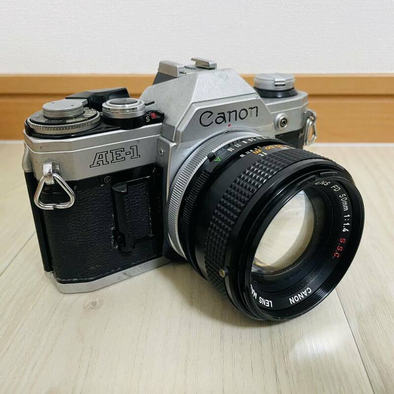 キヤノン Canon AE-1 FD 50mm F1.4 S.S.C. フィルムカメラ レンズセット　一眼レフ